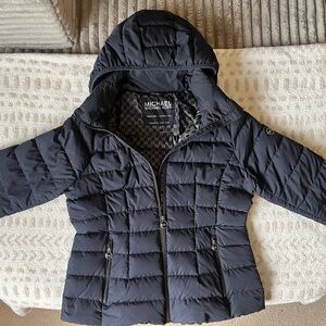 Women’s Navy Puffer Jacket